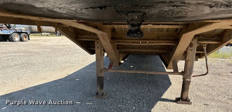 image for item DN0739 2001 Talbert equipment trailer