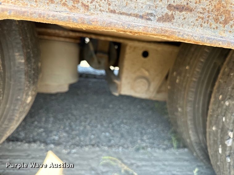 image for item DN0739 2001 Talbert equipment trailer