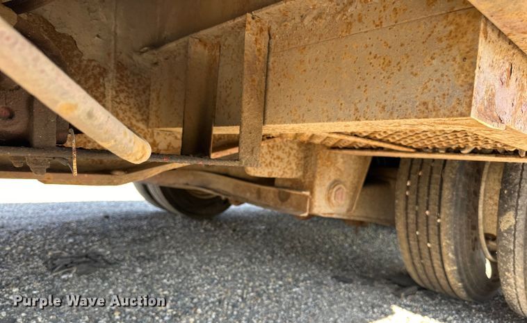 image for item DN0739 2001 Talbert equipment trailer