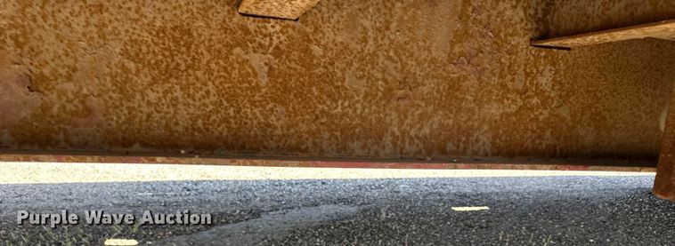 image for item DN0739 2001 Talbert equipment trailer