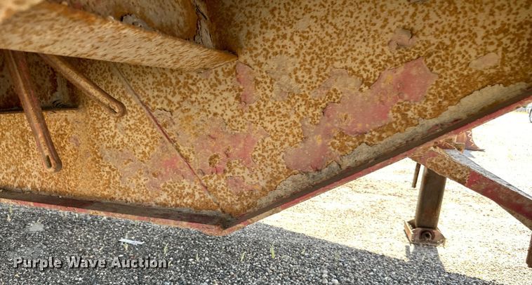 image for item DN0739 2001 Talbert equipment trailer