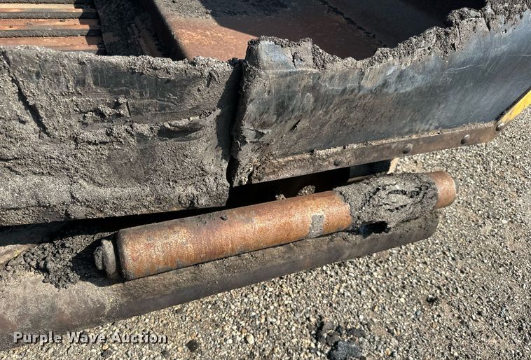 image for item DN0741 2011 Caterpillar  AP1055D paver