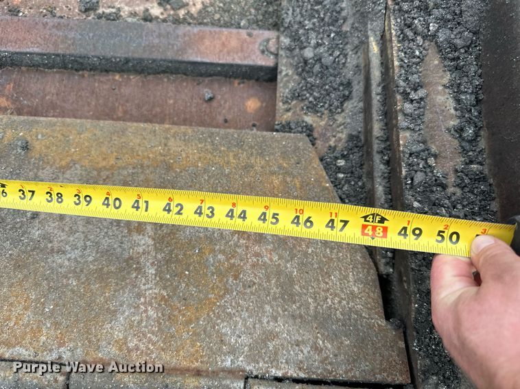 image for item DN0741 2011 Caterpillar  AP1055D paver