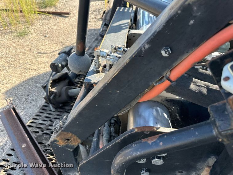 image for item DN0741 2011 Caterpillar  AP1055D paver