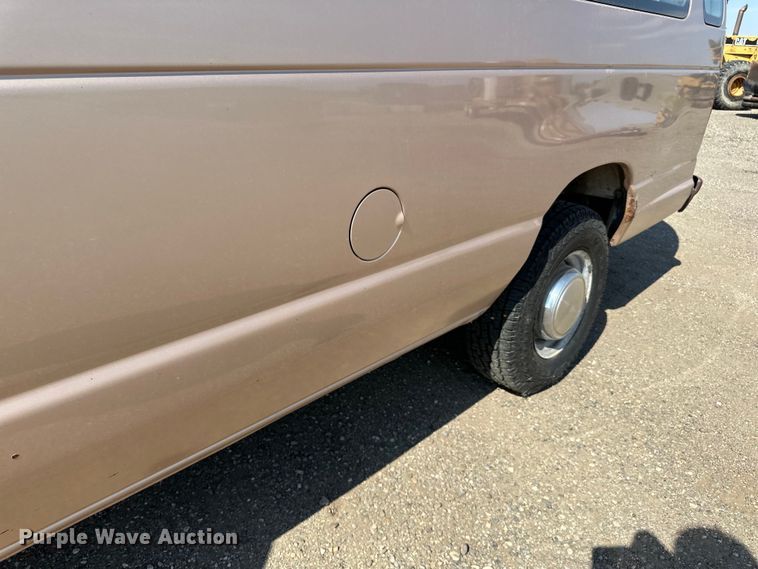 image for item DN0743 1998 Ford  E350 van