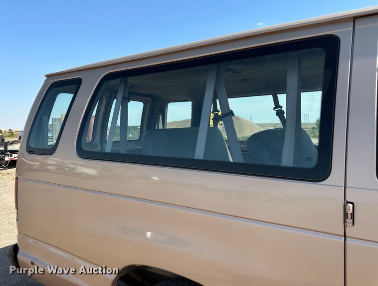 image for item DN0743 1998 Ford  E350 van