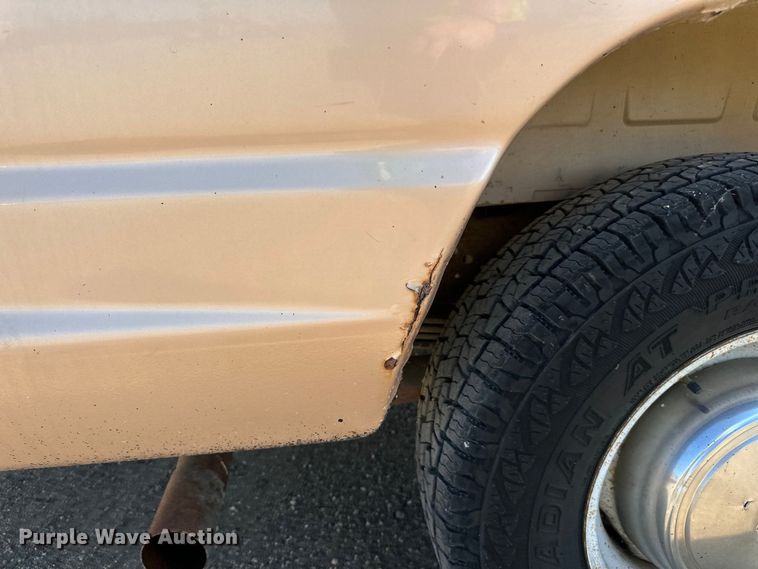 image for item DN0743 1998 Ford  E350 van