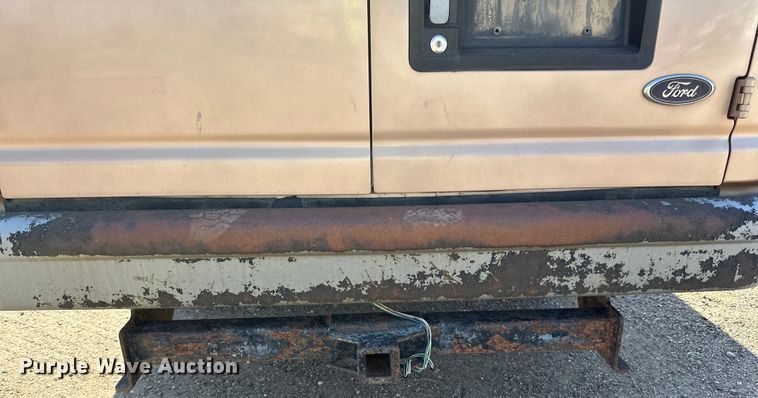 image for item DN0743 1998 Ford  E350 van