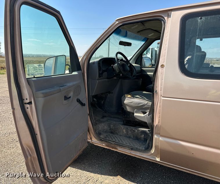 image for item DN0743 1998 Ford  E350 van