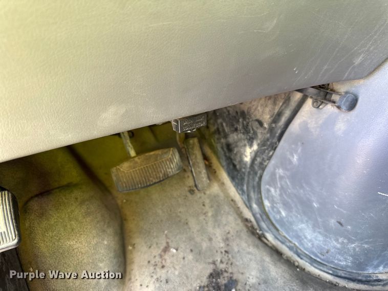 image for item DN0743 1998 Ford  E350 van