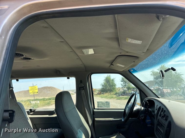 image for item DN0743 1998 Ford  E350 van
