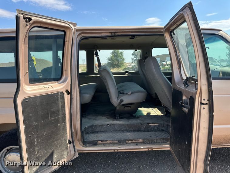 image for item DN0743 1998 Ford  E350 van