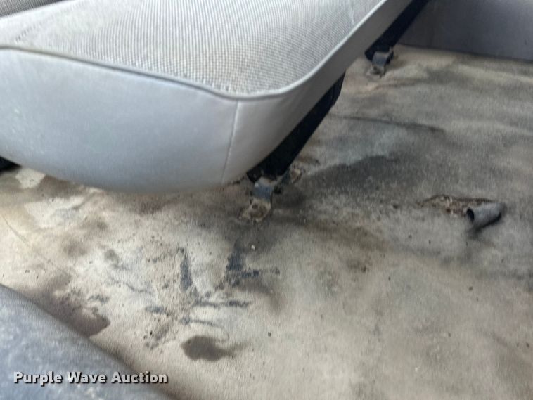 image for item DN0743 1998 Ford  E350 van