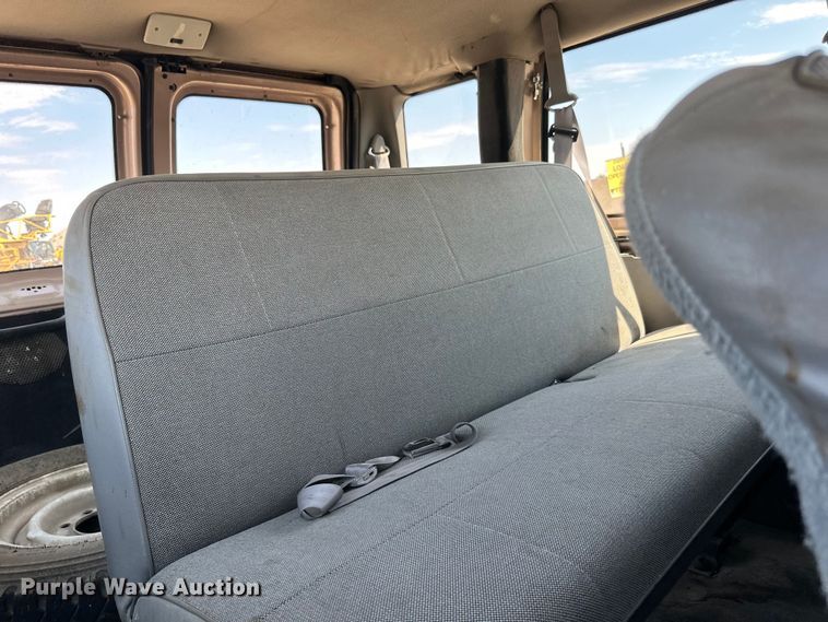 image for item DN0743 1998 Ford  E350 van