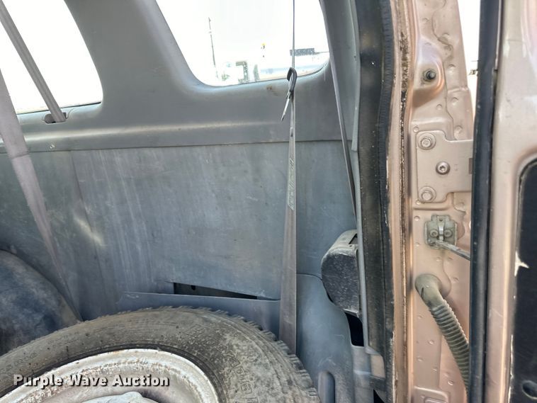 image for item DN0743 1998 Ford  E350 van