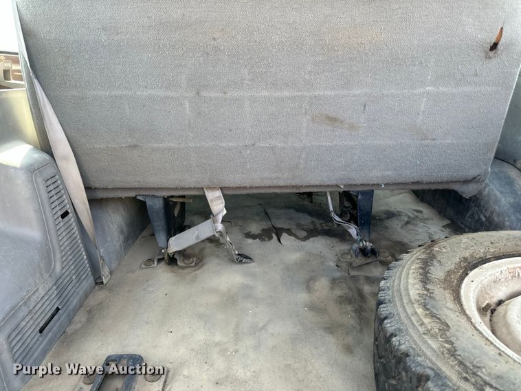 image for item DN0743 1998 Ford  E350 van