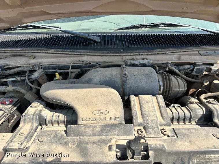 image for item DN0743 1998 Ford  E350 van