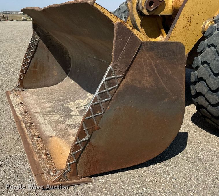 image for item DN0744 1998 Caterpillar  950F Series II wheel loader