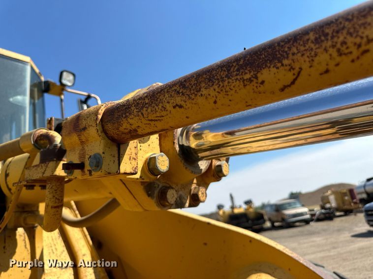 image for item DN0744 1998 Caterpillar  950F Series II wheel loader