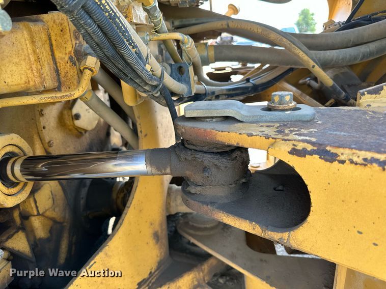 image for item DN0744 1998 Caterpillar  950F Series II wheel loader