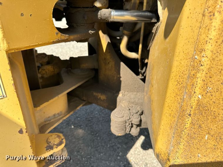 image for item DN0744 1998 Caterpillar  950F Series II wheel loader