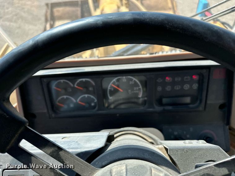 image for item DN0744 1998 Caterpillar  950F Series II wheel loader