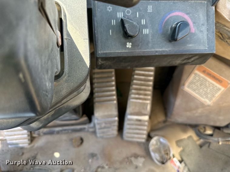 image for item DN0744 1998 Caterpillar  950F Series II wheel loader