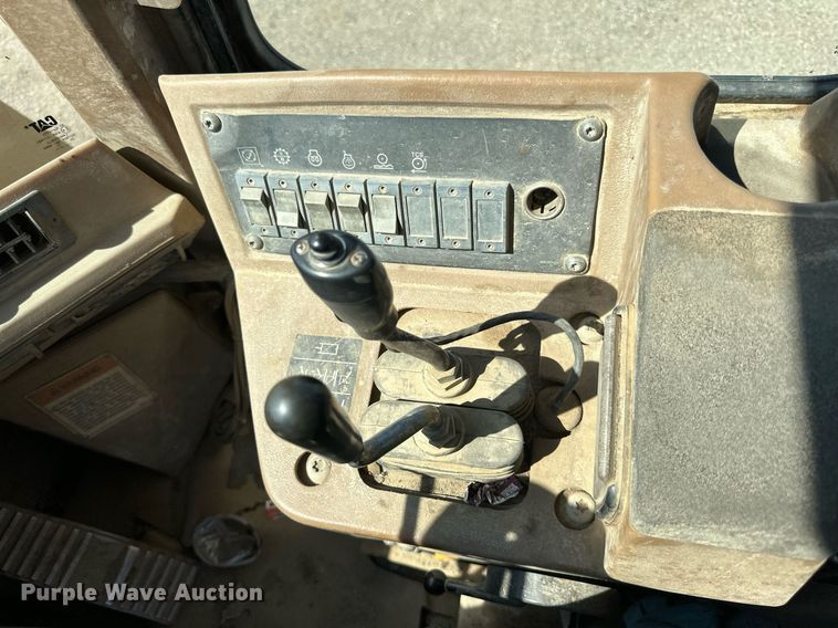 image for item DN0744 1998 Caterpillar  950F Series II wheel loader