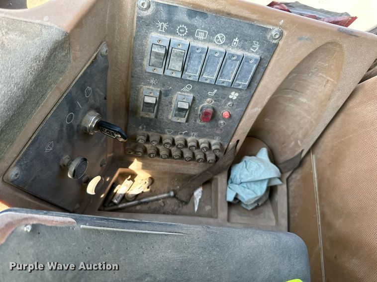 image for item DN0744 1998 Caterpillar  950F Series II wheel loader