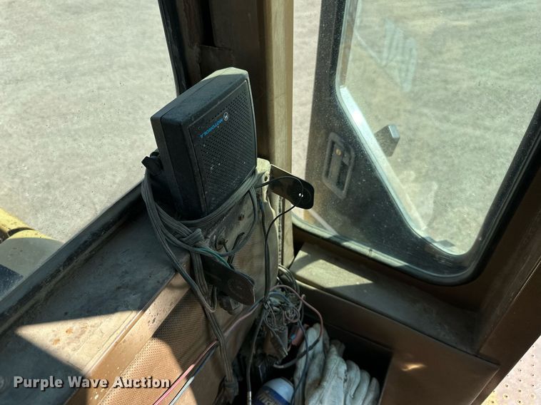 image for item DN0744 1998 Caterpillar  950F Series II wheel loader