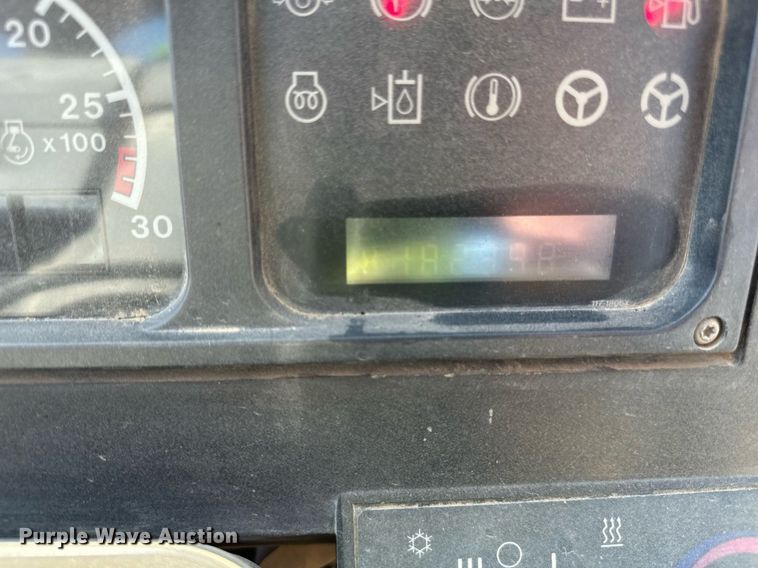 image for item DN0744 1998 Caterpillar  950F Series II wheel loader