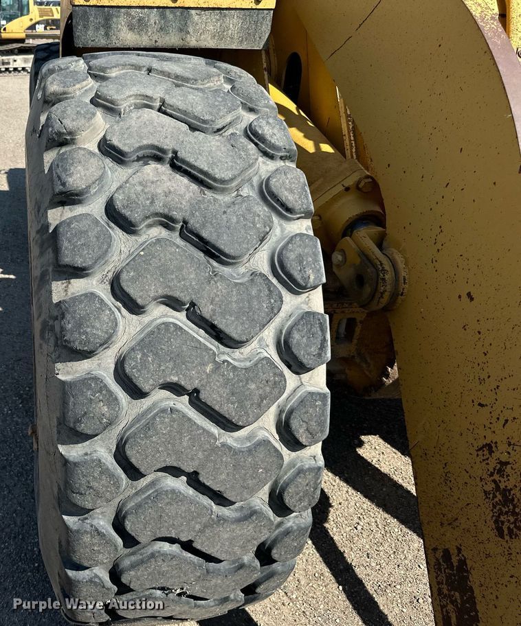 image for item DN0744 1998 Caterpillar  950F Series II wheel loader