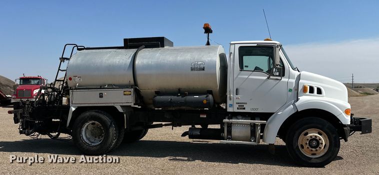 image for item DN0745 2005 Sterling  L7500 oil distributor truck