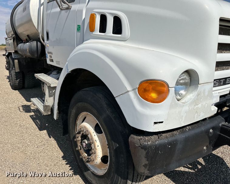 image for item DN0745 2005 Sterling  L7500 oil distributor truck