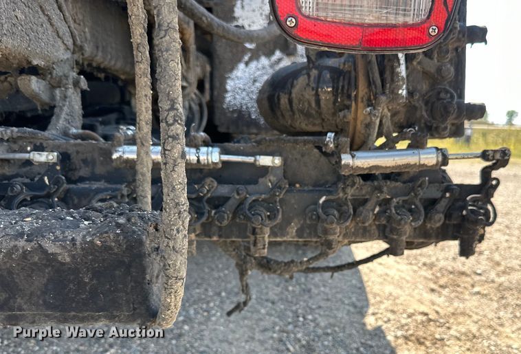 image for item DN0745 2005 Sterling  L7500 oil distributor truck