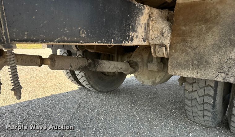 image for item DN0745 2005 Sterling  L7500 oil distributor truck