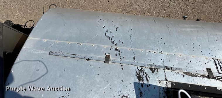 image for item DN0745 2005 Sterling  L7500 oil distributor truck