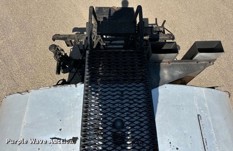 image for item DN0745 2005 Sterling  L7500 oil distributor truck