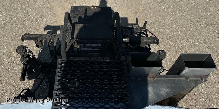 image for item DN0745 2005 Sterling  L7500 oil distributor truck