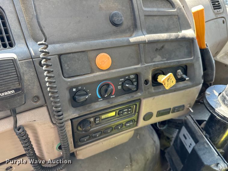 image for item DN0745 2005 Sterling  L7500 oil distributor truck