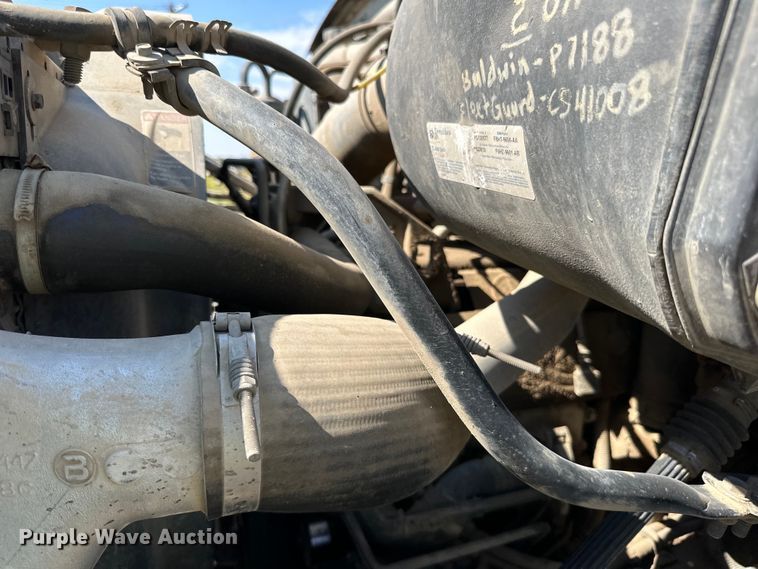 image for item DN0745 2005 Sterling  L7500 oil distributor truck