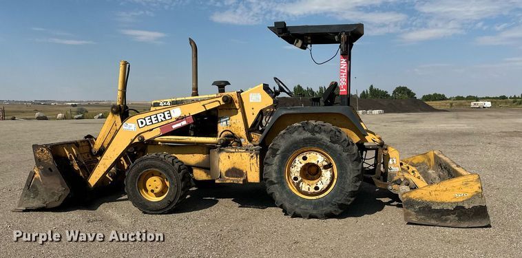 image for item DN0746 John Deere 210LE landscape tractor