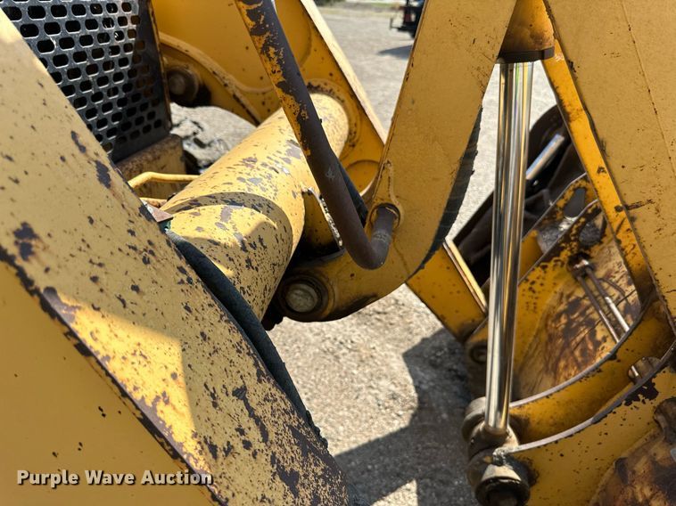 image for item DN0746 John Deere 210LE landscape tractor