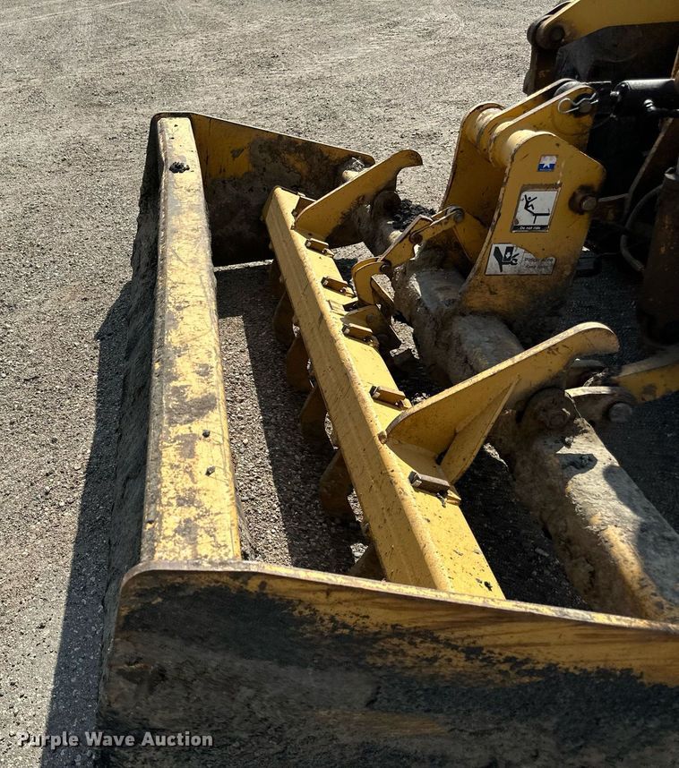 image for item DN0746 John Deere 210LE landscape tractor