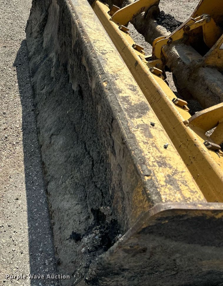 image for item DN0746 John Deere 210LE landscape tractor