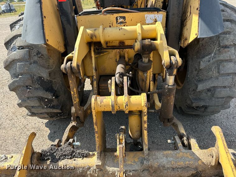 image for item DN0746 John Deere 210LE landscape tractor