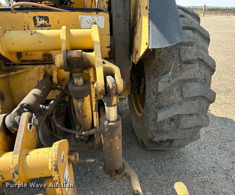 image for item DN0746 John Deere 210LE landscape tractor