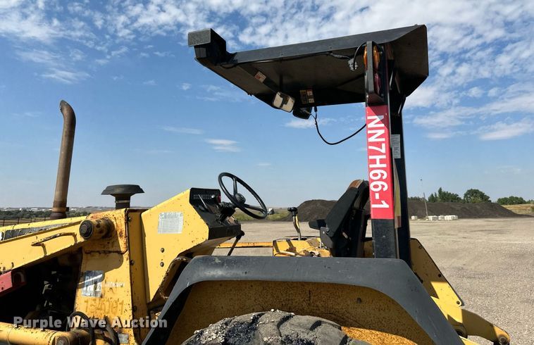 image for item DN0746 John Deere 210LE landscape tractor