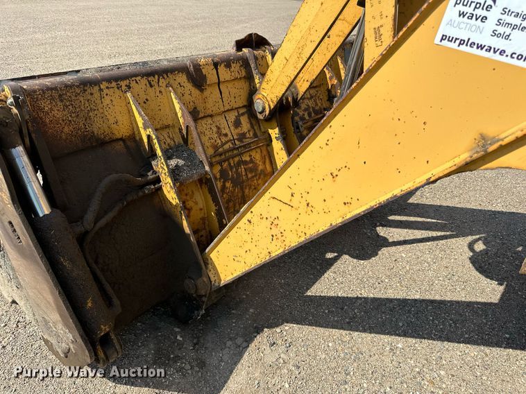 image for item DN0746 John Deere 210LE landscape tractor