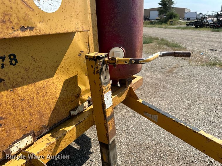 image for item DN0747 2008 Vermeer PMD555SDT vacuum excavator